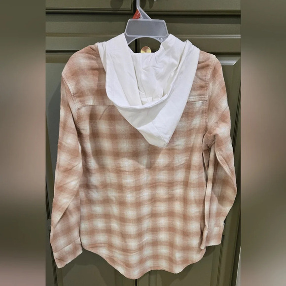 NWT Time & Tru cream and white flannel ling sleeve button down shirt with hood - Picture 2 of 4